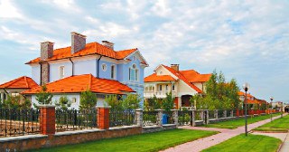 Строительство коттеджей под ключ Серов цены от 14042 руб.